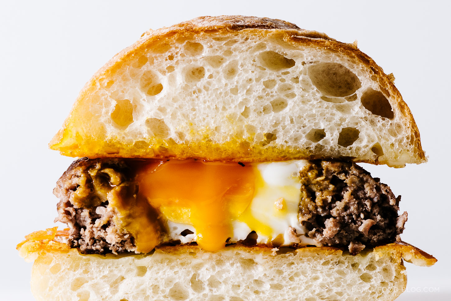 egg-in-a-hole-burger-recipe-7.jpg