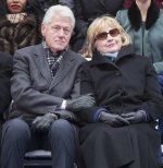 2014-01-01T223849Z_01_AAL212_RTRIDSP_3_USA-POLITICS-NEWYORK.jpg