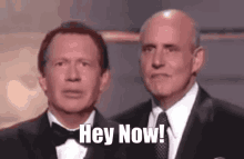 hey-now-hank-kingsley.gif hey-now-hank-kingsley.gif