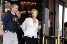 hillcuffs.jpg hillcuffs.jpg