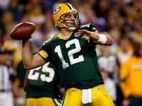 Aaron-Rodgers-throwing-the-football.jpg