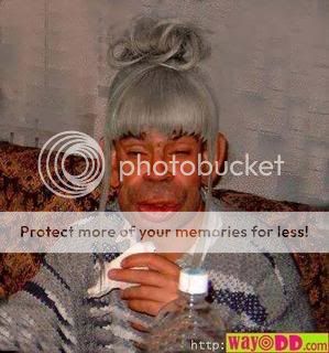 funny-pictures-beautiful-old-lady-1.jpg