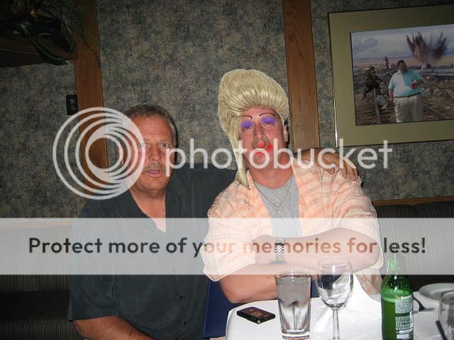 Seethepictureinthebackground.jpg