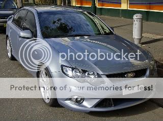 800px-2008_Ford_FG_Falcon_XR8-1.jpg