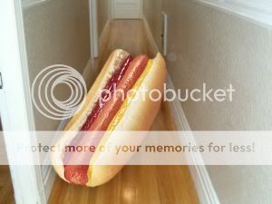 0_hotdog_down_a_hallway.jpg