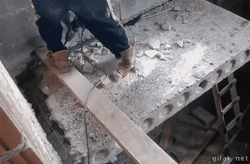 84320705.gif