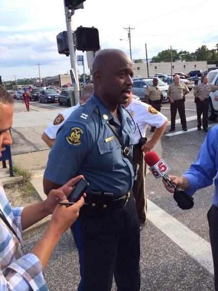 BvCHt05IgAEFrUW.jpg:large