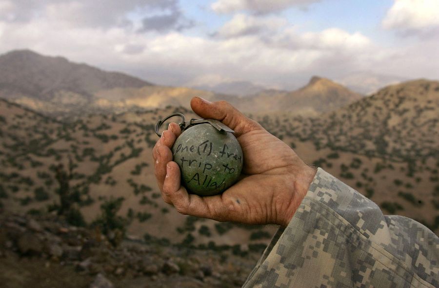 troops014_1.jpg