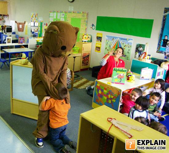 pedobear-attacks.jpg