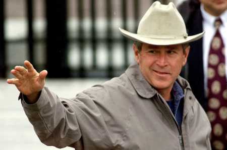 bush_hat_wave.jpg