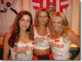 Hooters6.jpg