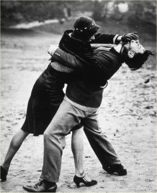 man2520and2520woman2520fighting1.jpg