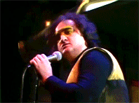 tumblr_lrc6x0wwvs1ql7g25o7_250.gif