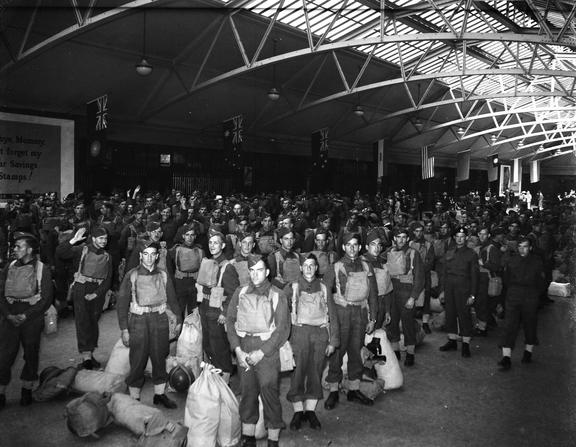 CTPvU4eWwAAh1N5.jpg:large