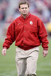 ncf_g_stoops_200.jpg