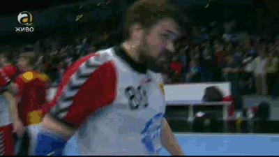 UJj3kZB.gif