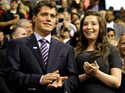 425.johnston.palin.122908.jpg