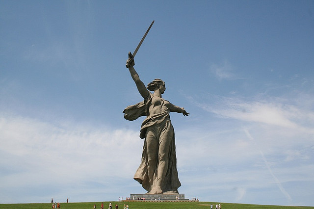 Mother-Russia-Statue.jpg