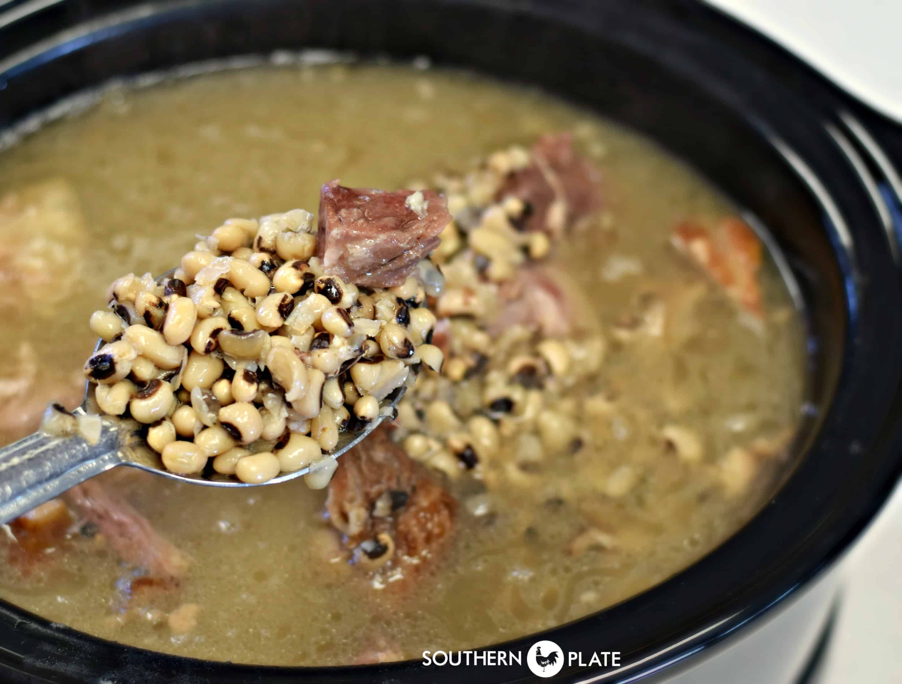 Black-Eyed-Peas-in-the-Slow-Cooker.jpg