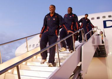06auburnarrives.jpg