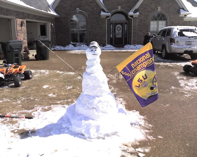 lsusnowman2.jpg