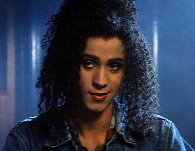 jaye_davidson_the_crying_game_3.jpg