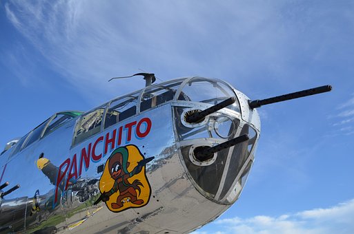 aircraft-2581398__340.jpg