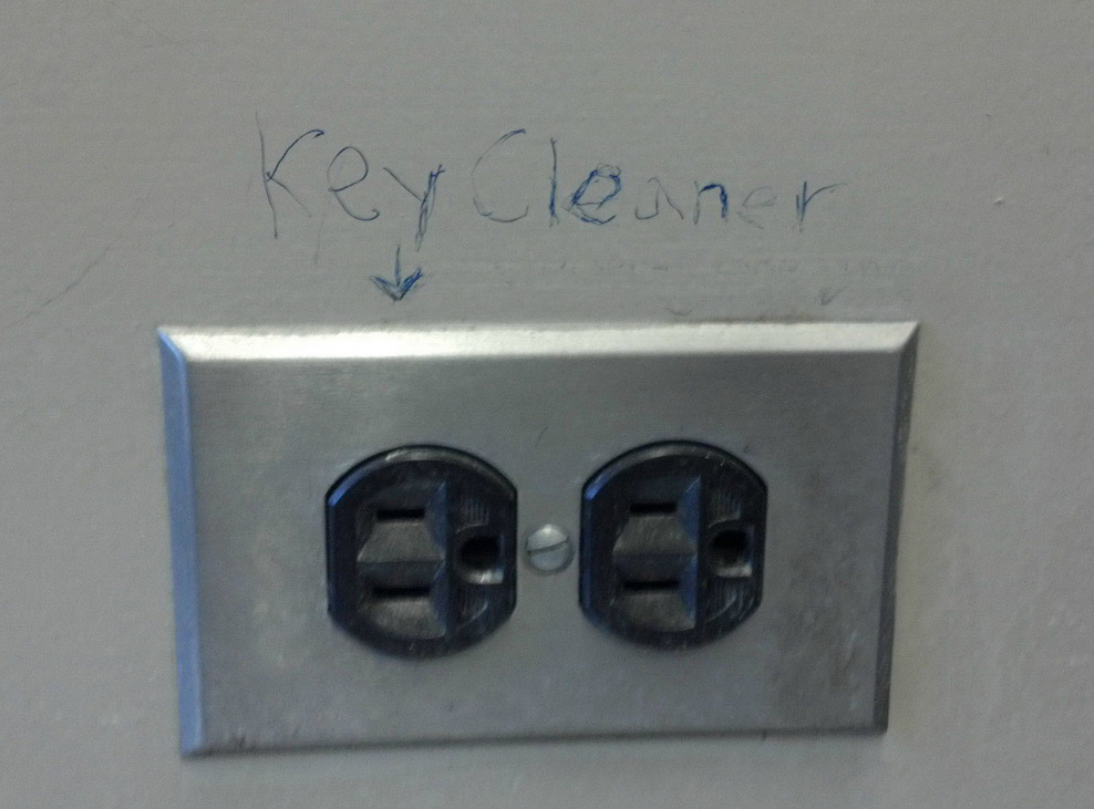 key-cleaner.jpg